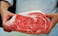 Wagyu Thuần Chủng & Wagyu Lai: Ai Là “Vua” Trong Thế Giới Thịt Đỏ?